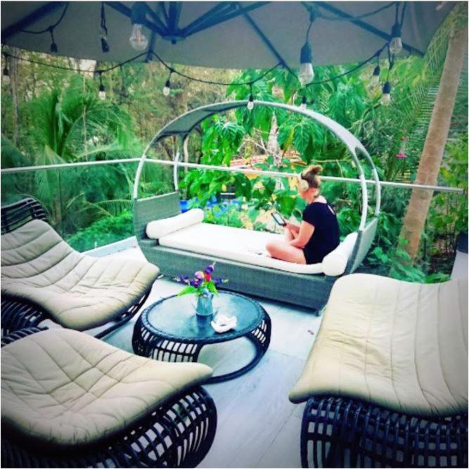 La Romantica Bed and Breakfast Contadora Island Exteriör bild