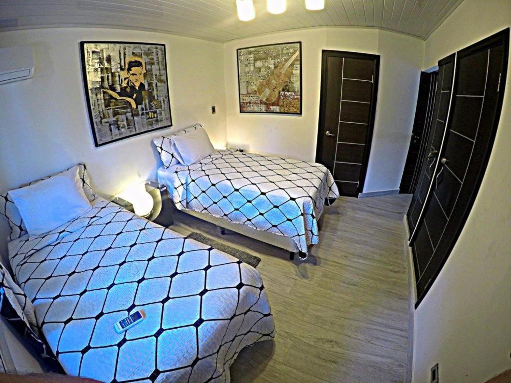 La Romantica Bed and Breakfast Contadora Island Exteriör bild