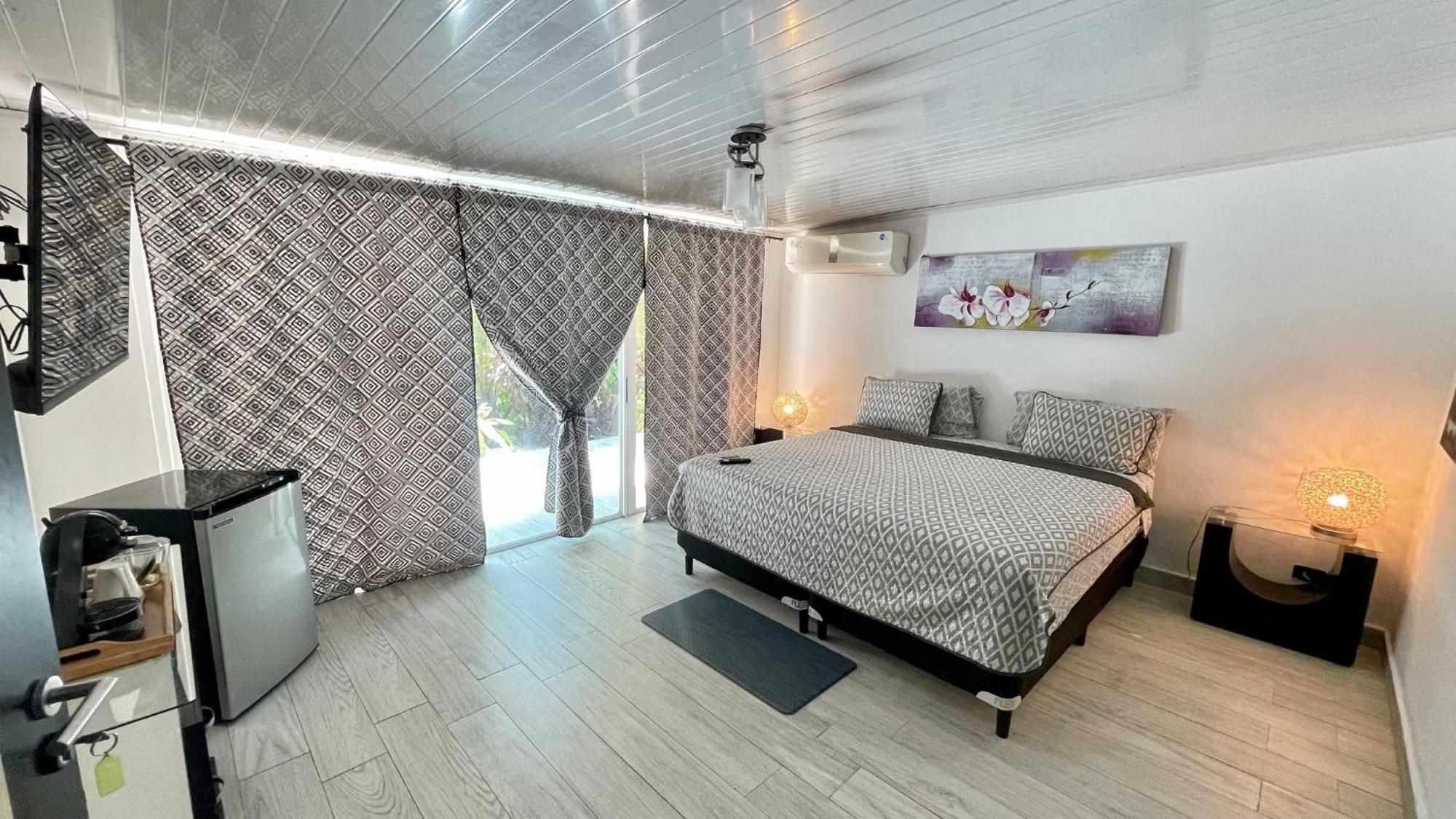 La Romantica Bed and Breakfast Contadora Island Exteriör bild